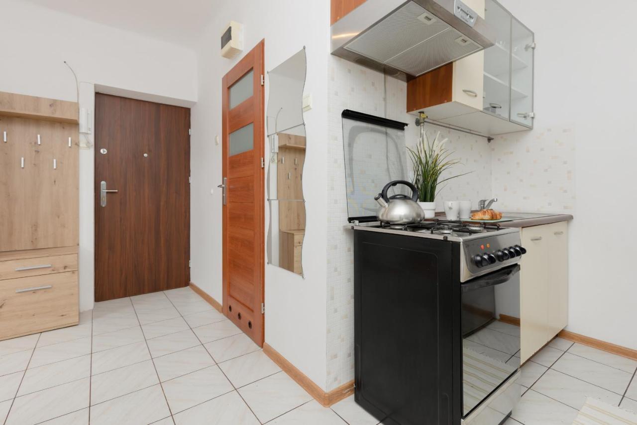Ferienwohnung Warsaw Airport Studio Astronautow With Balcony By Renters Exterior foto